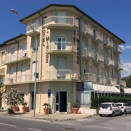 Hotel Mirage Marina di Pietrasanta Bagian luar foto