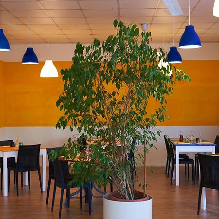 Hotel Mirage Marina di Pietrasanta Bagian luar foto