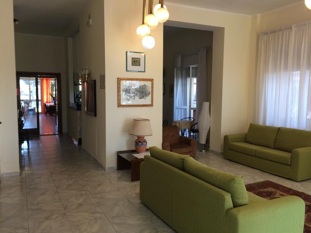 Hotel Mirage Marina di Pietrasanta Bagian luar foto